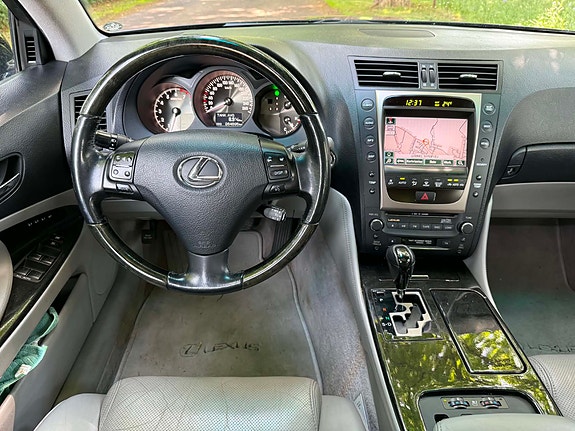 Lexus Gs300 2005 photo 2