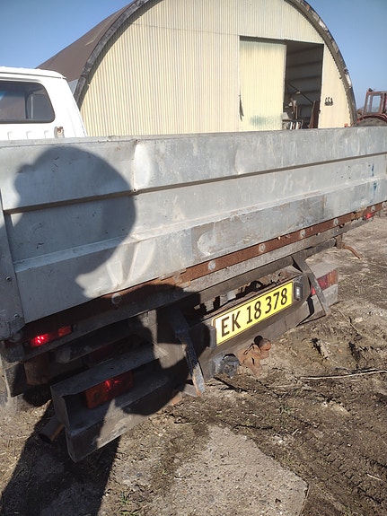 Mitsubishi L300 1997 photo 5