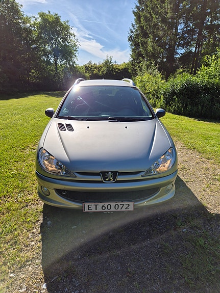 Peugeot 206 2006 photo 2