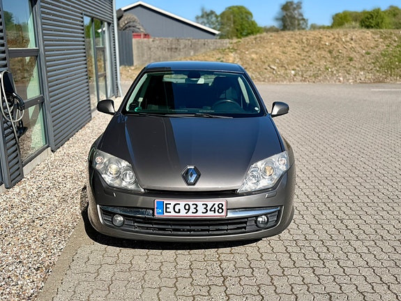 Renault Laguna Iii 2008 photo 3