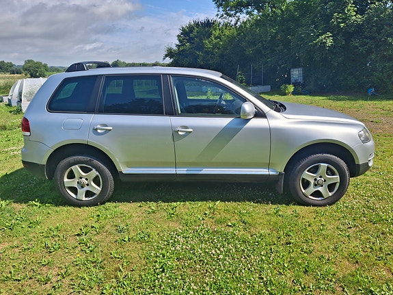 Volkswagen Touareg 2004 photo 3