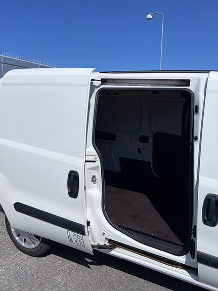 Fiat Doblò Cargo 2010 photo 5