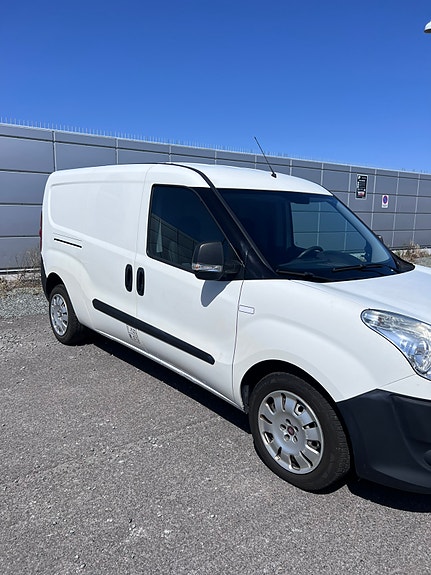 Fiat Doblò Cargo 2010 photo 2
