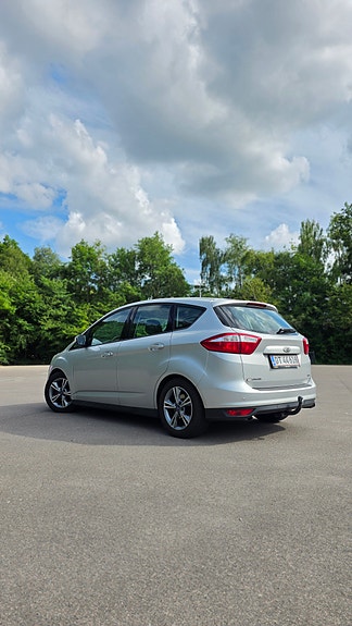 Ford C-Max 2015 photo 2