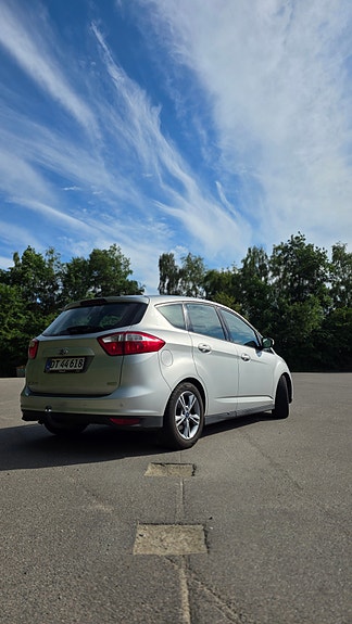 Ford C-Max 2015 photo 4