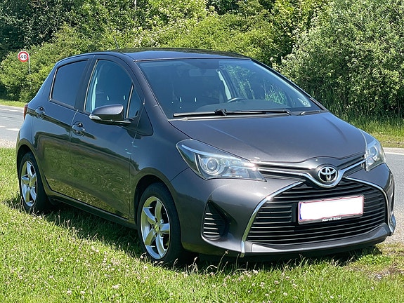 Toyota Y 2015 photo 5