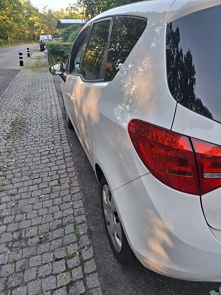 Opel Meriva 2016 photo 2