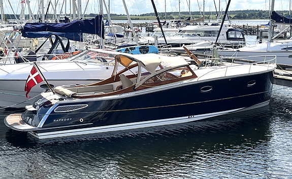 Rapsody R30 - en luxus weekendcruiser fra 2008 som kun hollænderne kan bygge dem