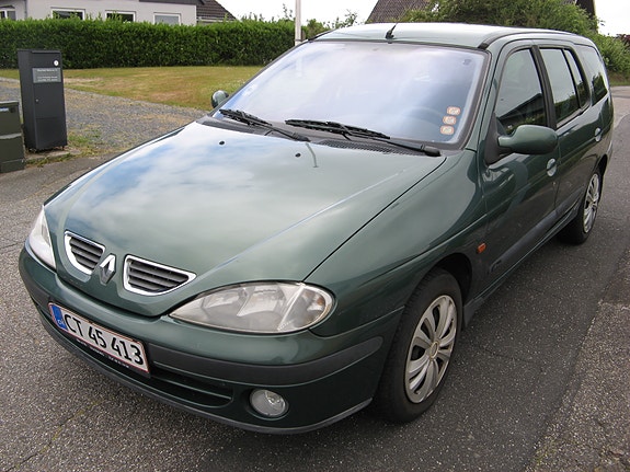 Renault Megane Ii 2004 photo 2