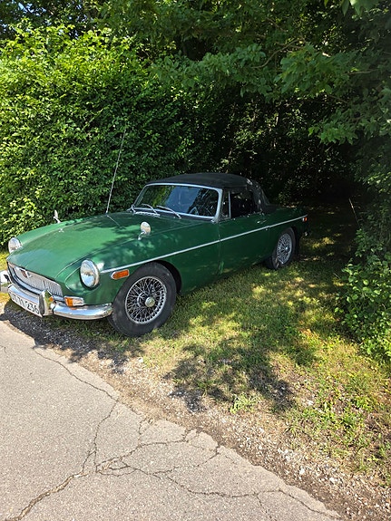 MG B 1971 photo 5