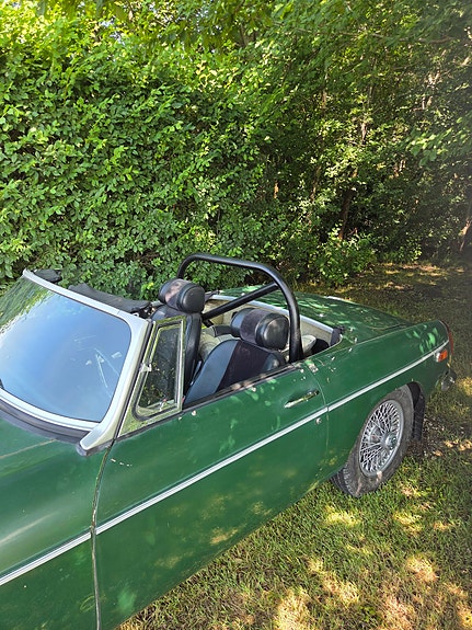 MG B 1971 photo 3