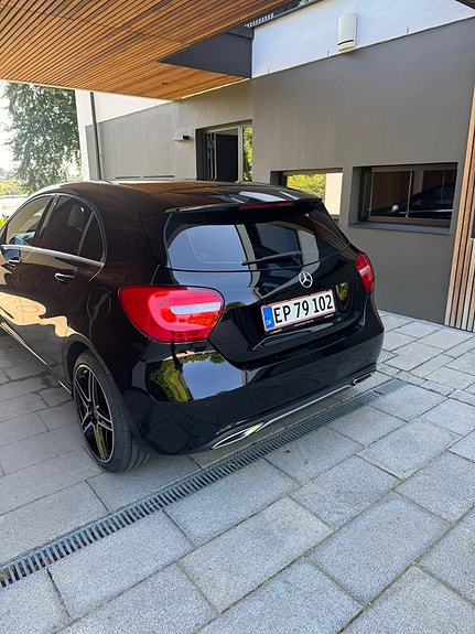 Mercedes-Benz A180 D 2015 photo 2