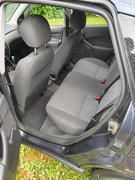 Ford Focus 2001 photo 5