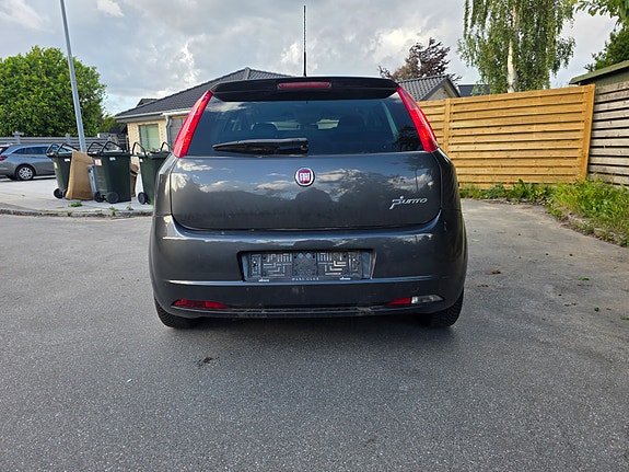 Fiat Punto 2009 photo 5
