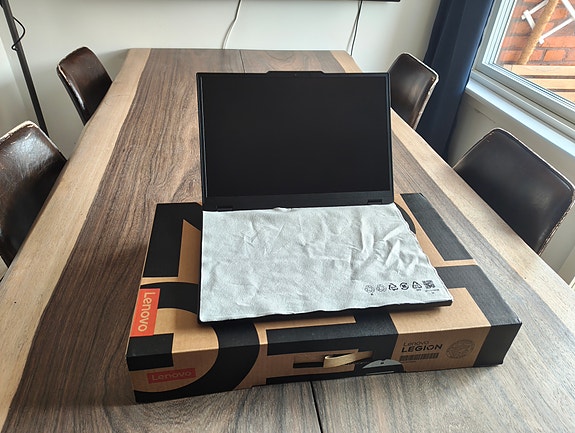 Product image 2 of 7
