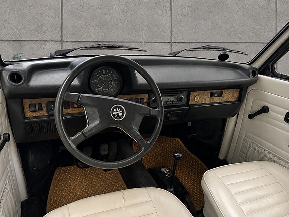 Volkswagen 1303 1978 photo 4