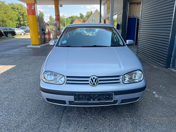 Volkswagen Golf 1998 photo 2