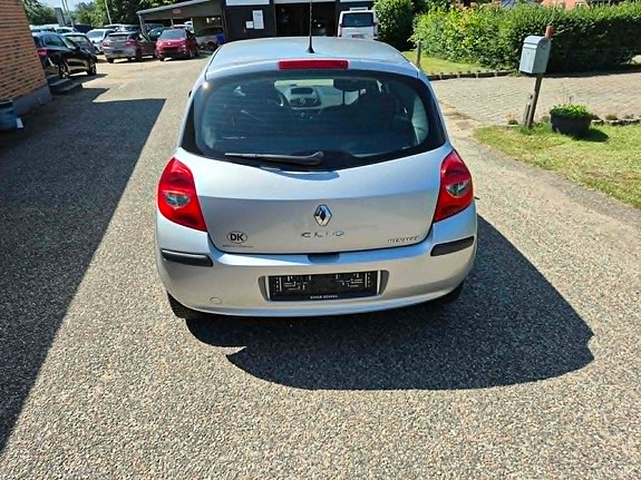 Renault Clio Iii 2006 photo 5