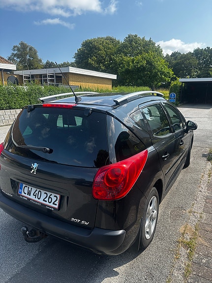 Peugeot 207 Sw 2008 photo 2