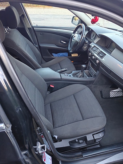 BMW 523I 2009 photo 5