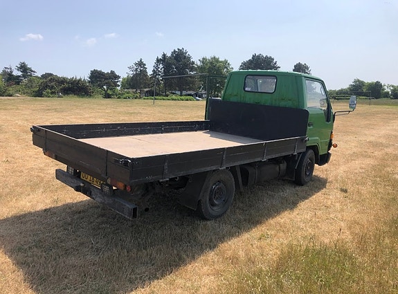 Toyota Dyna 100 1994 photo 4
