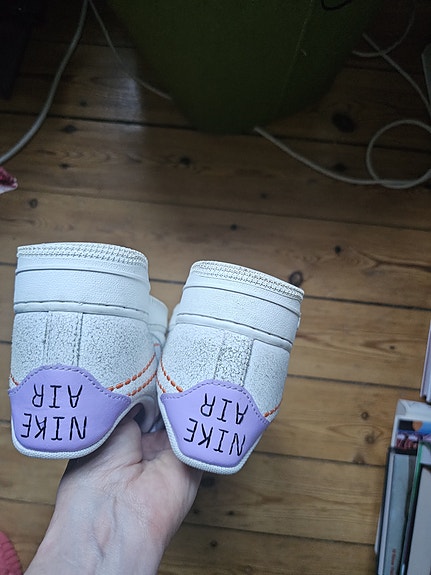 Product image 10 of 17