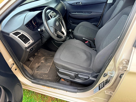 Hyundai I20 2011 photo 5