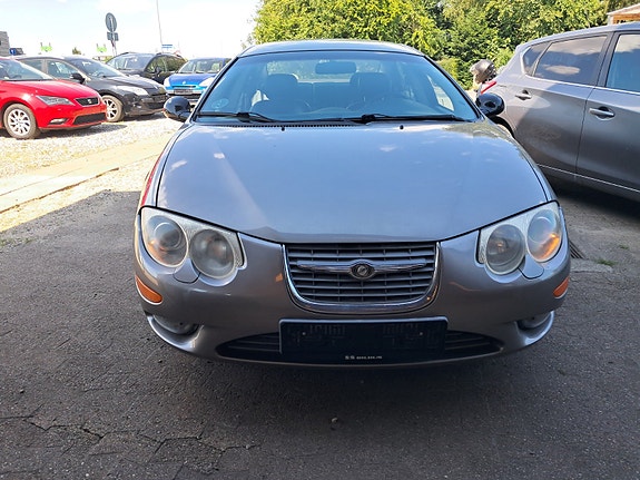 Chrysler 300M