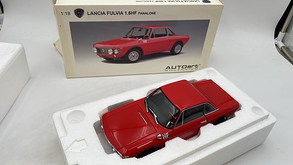Autoart 1:18 - Modelbil - Lancia Fulvia 1.6HF Fanalone - (cod.M29