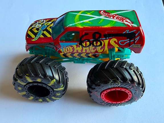 Product image 8 of 9