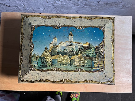 Product image 2 of 4