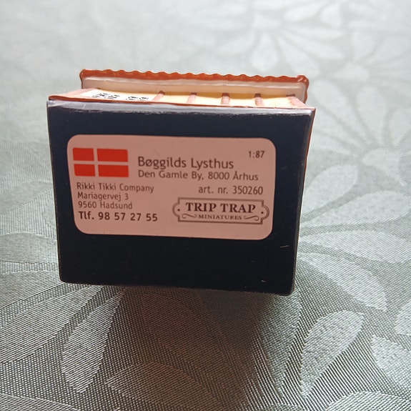 Product image 9 of 17