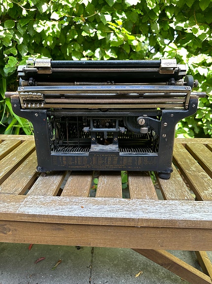 Product image 7 of 8