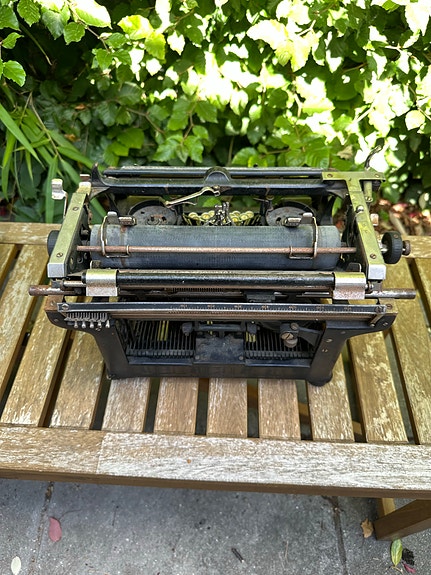 Product image 8 of 8