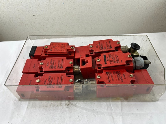 Product image 9 of 9