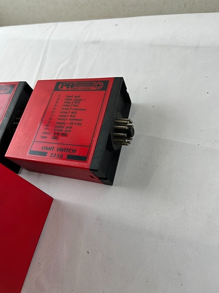 Product image 8 of 9
