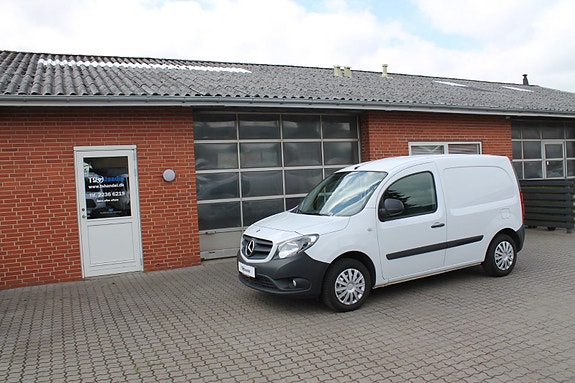 Mercedes Citan 109