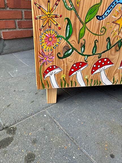 Product image 2 of 9