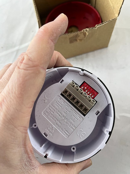 Product image 8 of 9