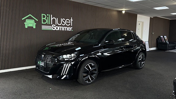 Peugeot e-208