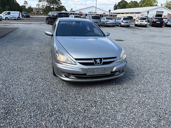 Peugeot 607