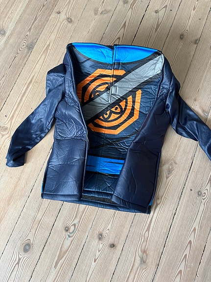 Product image 8 of 9