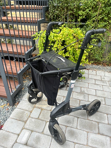 Product image 2 of 9
