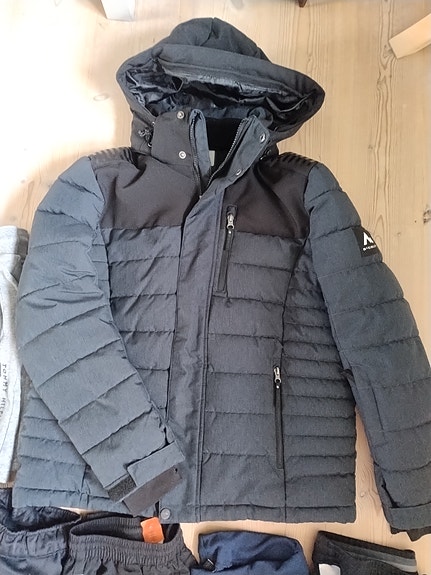 Product image 9 of 9
