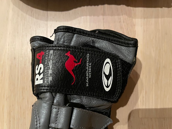 Product image 8 of 9