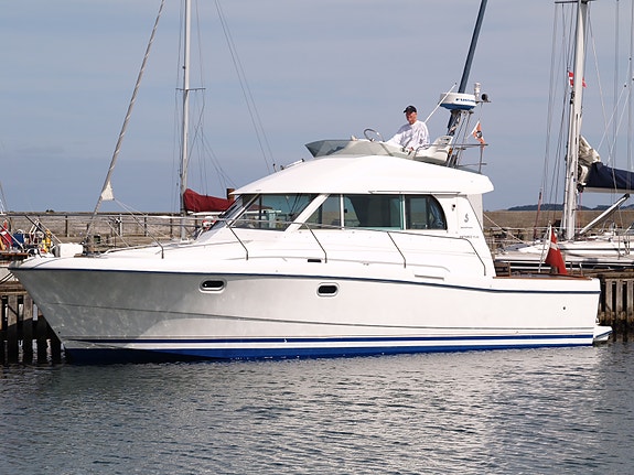 Beneteau Anteras 10.80 FLY, 2X Volvo med fast aksel, sjælden udbudt vare