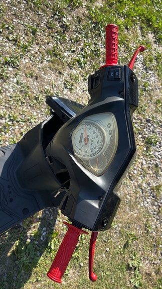 Product image 8 of 12
