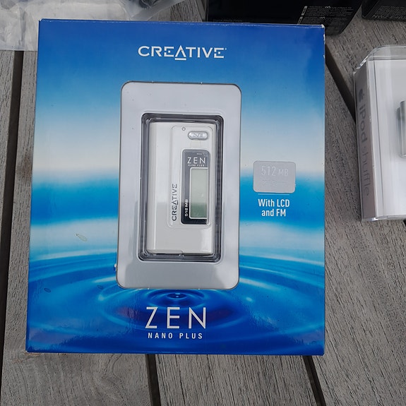 Product image 2 of 7