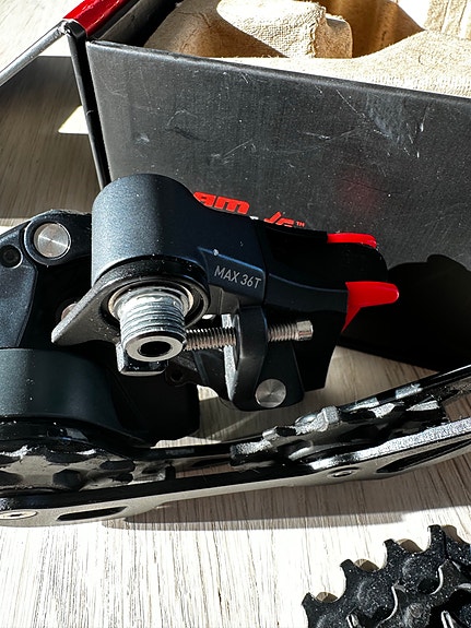 Product image 2 of 5