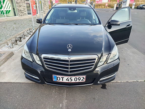 Mercedes E 220